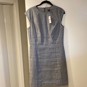Ann Taylor dress size 6.